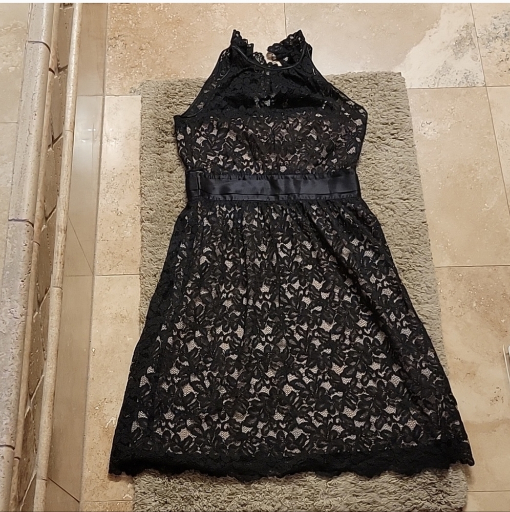 New Banana republic Lace dress size 8